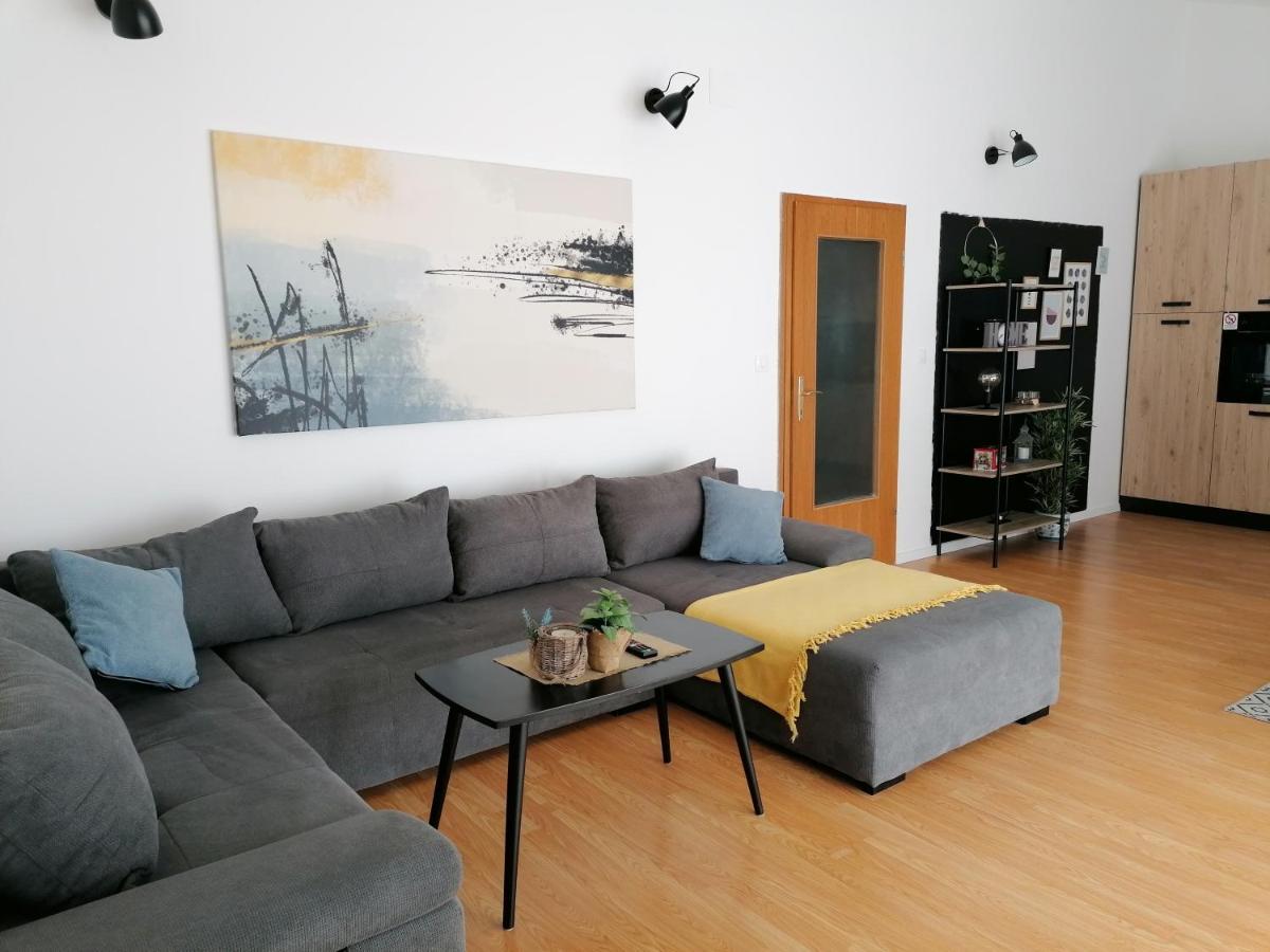 Apartment Near The Sea-Self Check-In 포드스트라나 외부 사진